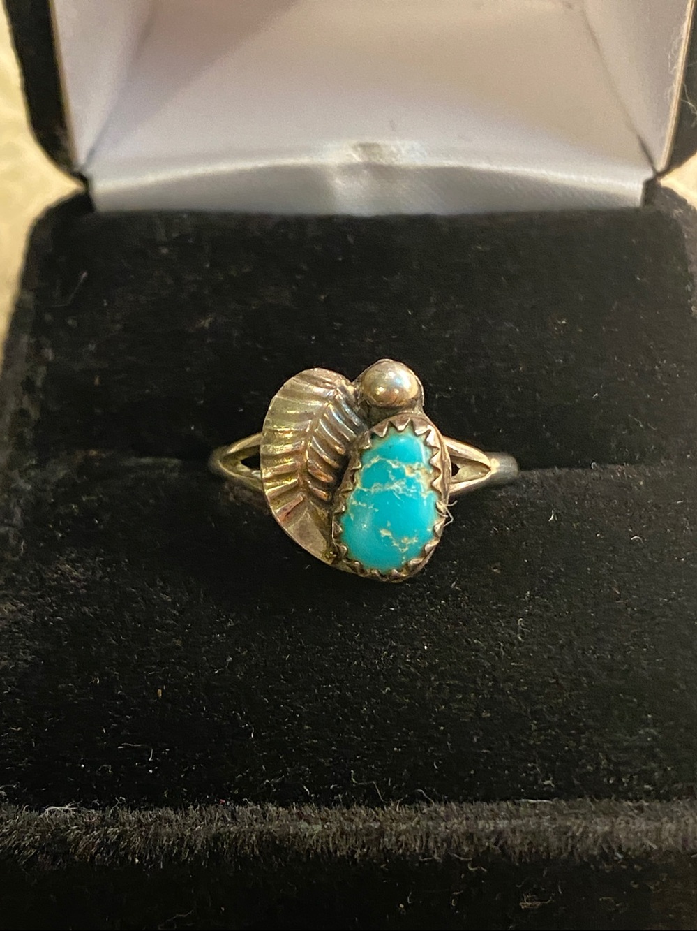 Vintage Native American Sterling Silver Turquoise Ring Size 6.75